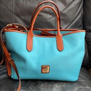 🌟👜 Authentic Dooney & Bourke Purse🌟 👜